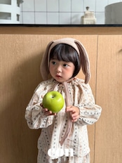 韓国子供服 / 26Autumn / CON / ウサギ帽子 / キッズ / 秋服 *free*