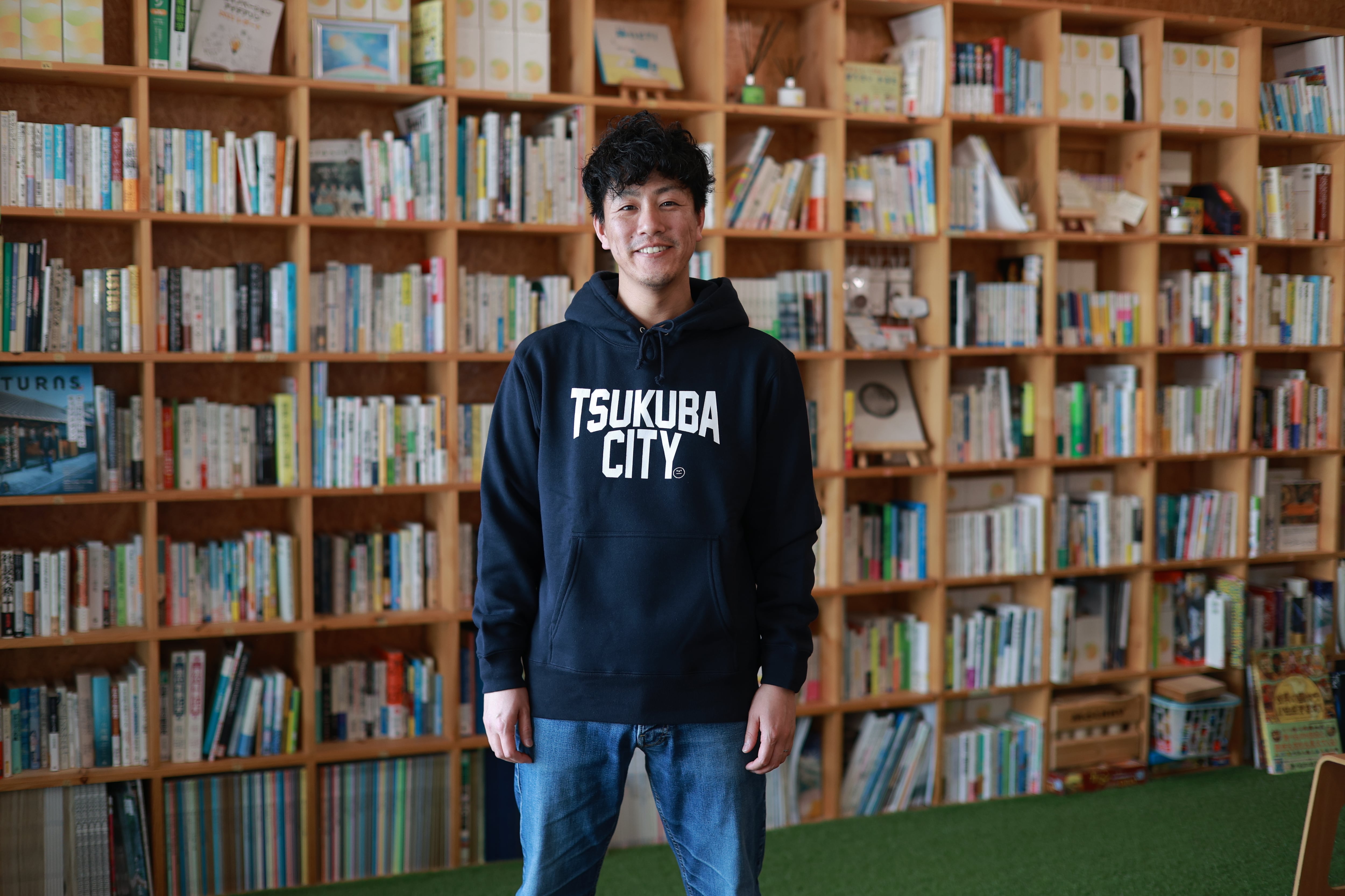 TSUKUBA CITY パーカー