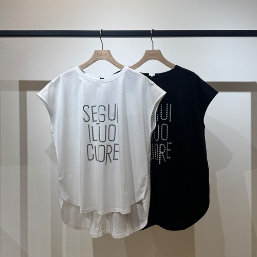 後ファスナーロゴTシャツ