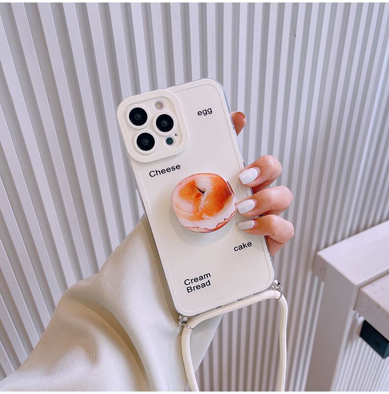ベーグルサンドが可愛い❤︎スマホショルダー iPhone14 落下防止 カメラ保護カバー ハンドグリップ アイボリー iphone スマホケース ND-14632