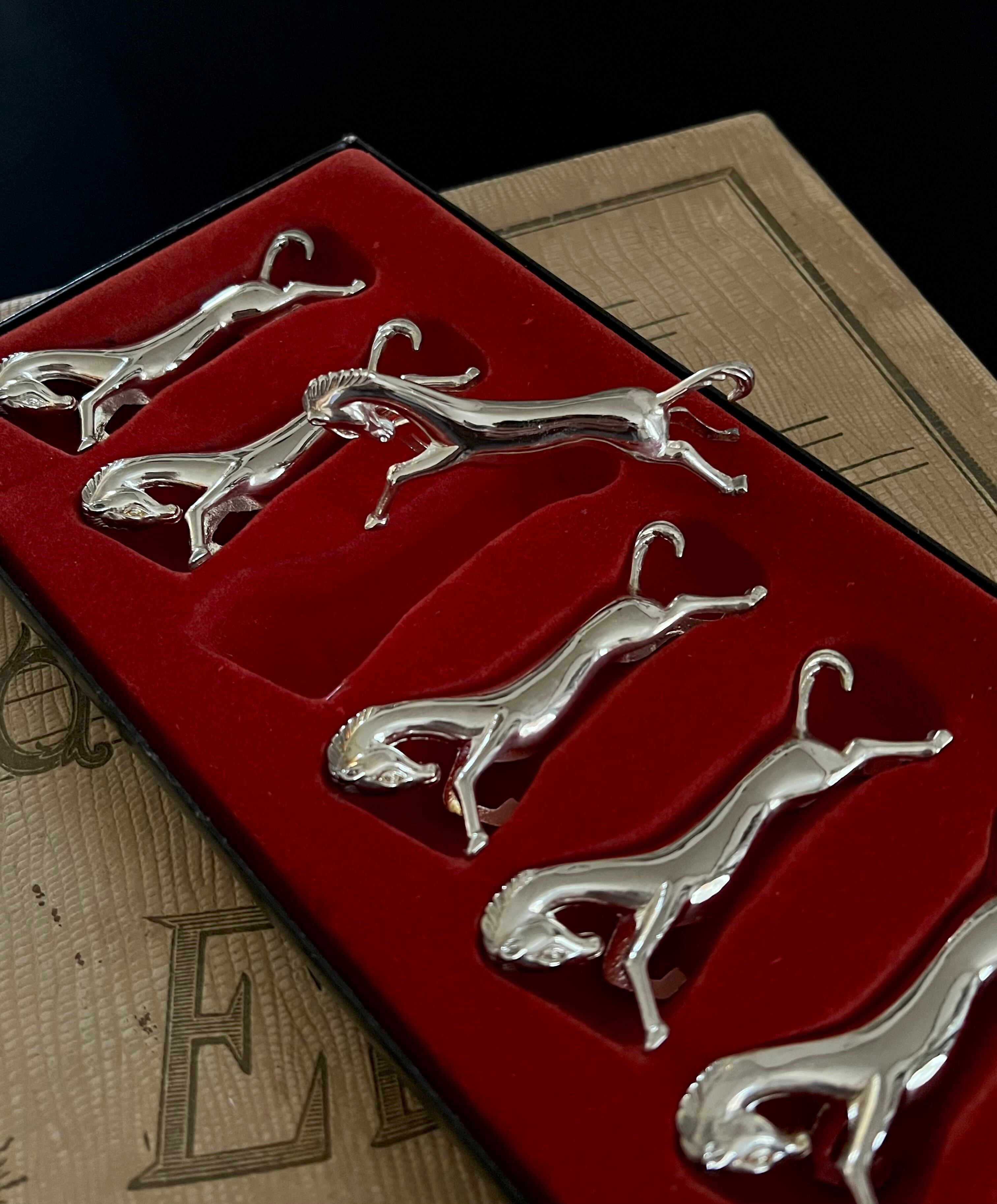 ⭐️４個セット⭐️フランスアンティーク⭐️ナイフレスト　純銀P⭐️アールデコ ⭐️4個セット⭐️フランスアンティーク⭐️ナイフレスト純銀P