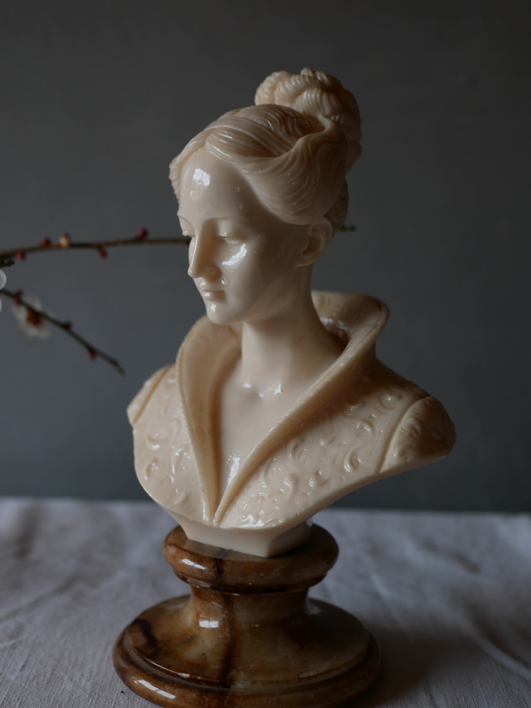 美しい女性像 フランスアンティーク ブロカント | フランス