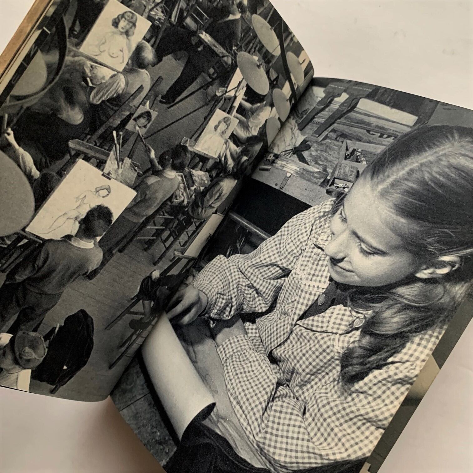 Women Of Paris Andre Maurois Nico Jesse Photog 本まるさんかくしかく