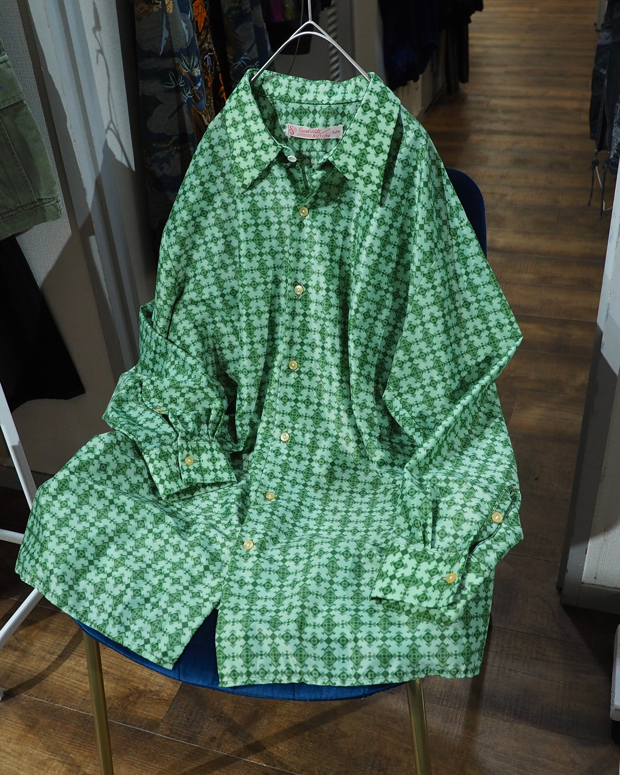 1970 - 80s Geometric rhombus patterns vintage Drape loose shirt