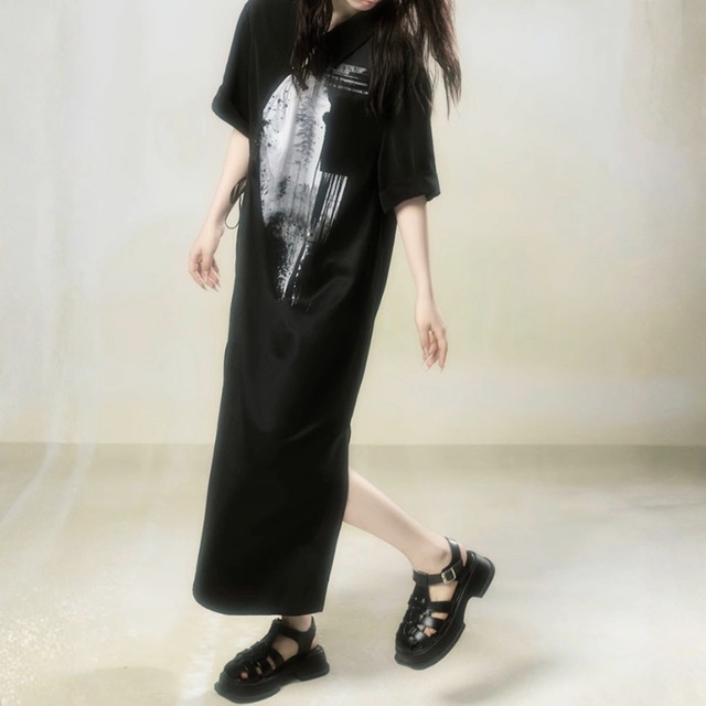 Abstract print collar one-piece C1600