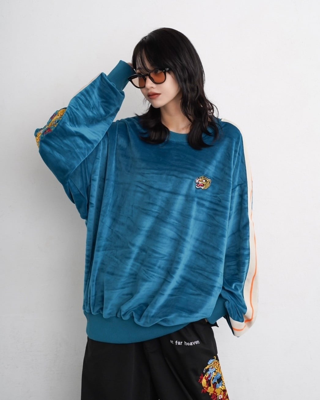 Tiger track sweat/green | チュウカタベタイ Tiger track sweat/green | チュウカタベタイ