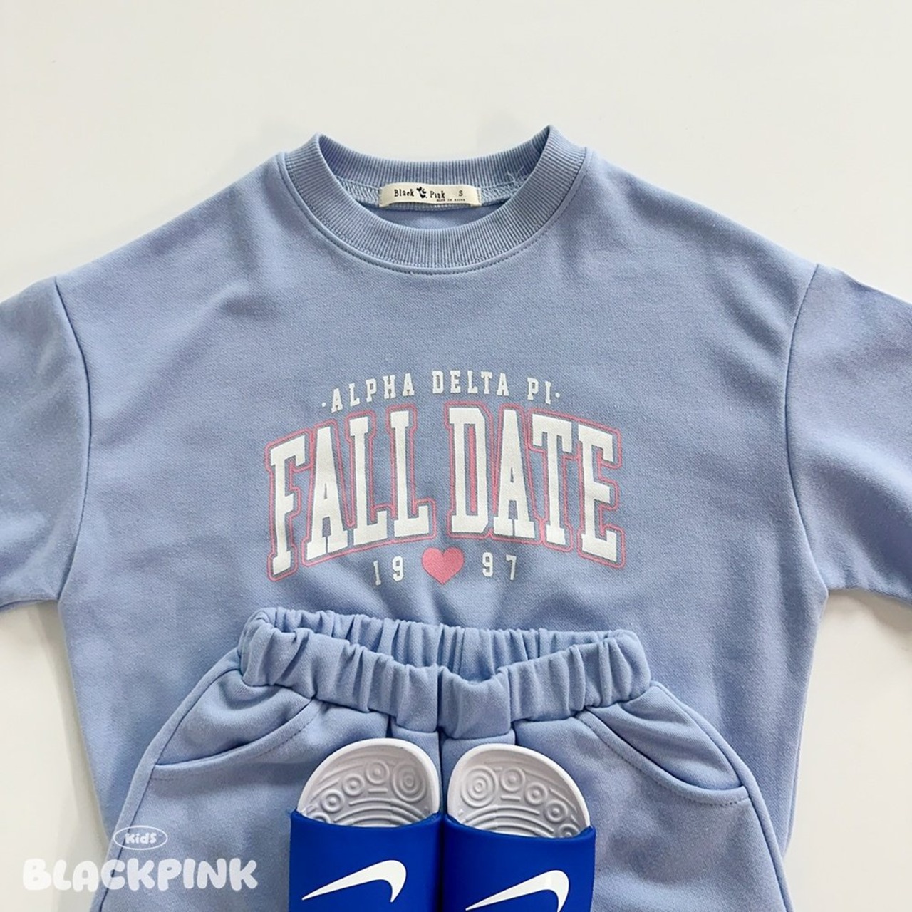 [BLACKPINK] DATE short-sleeve sweatshirt / [블랙핑크] DATE반팔맨투맨