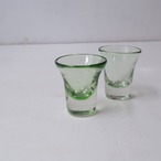 グリーンティーなガラスのおちょこ