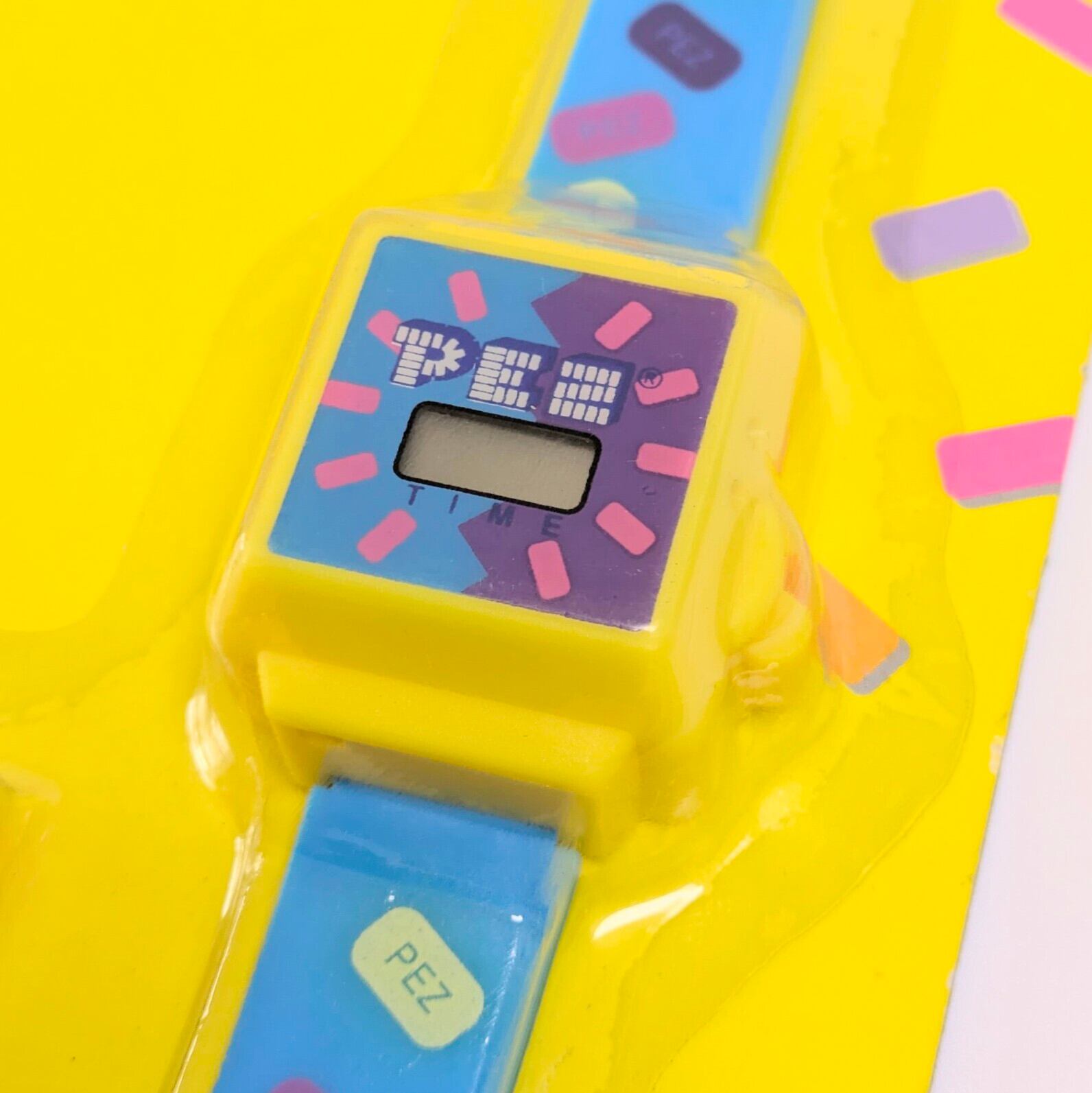 ☆ VINTAGE1994 ☆【 PEZ / ペッツ 】 『 WATCH & CANDY DISPENSER