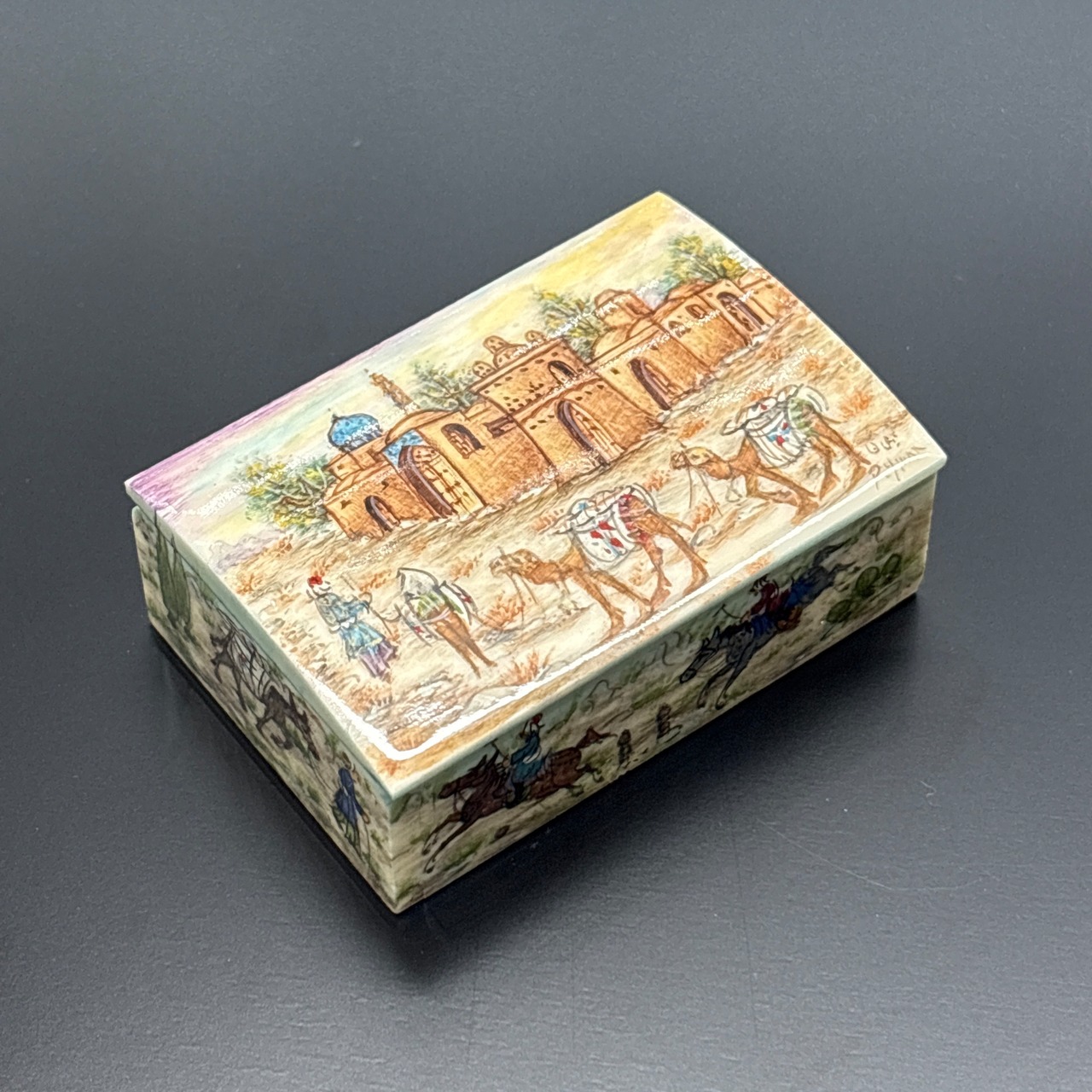 キャメルボーンの小箱【040】