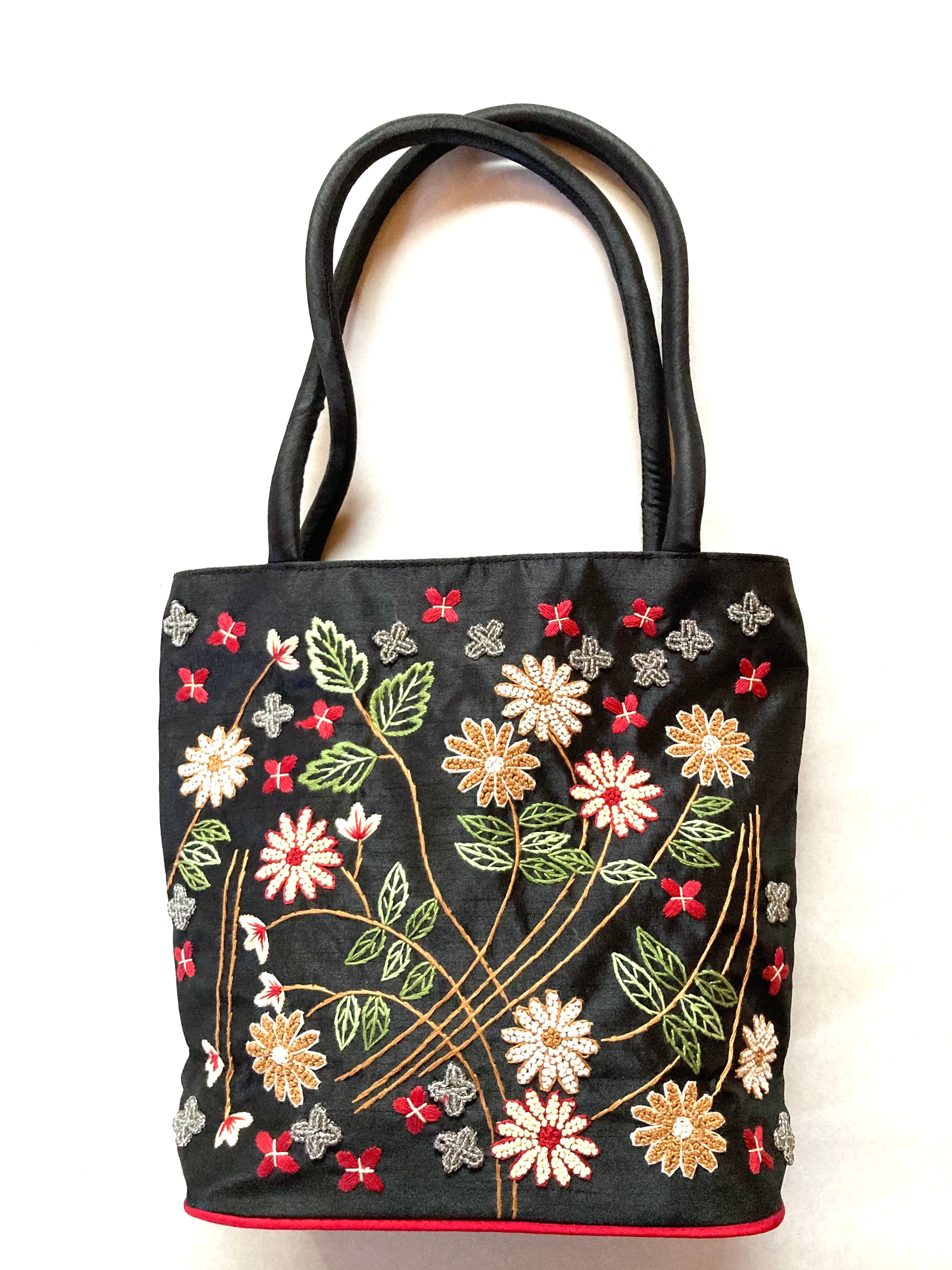 ハンドバッグ 黒 カラフル刺繍 花柄 | 世界の輸入雑貨 セレクト ハンドバッグ 黒 カラフル刺繍 花柄 | 世界の輸入雑貨 セレクト
