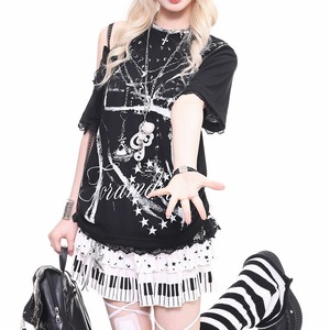 Cropped off-shoulder butterfly t-shirt r0096