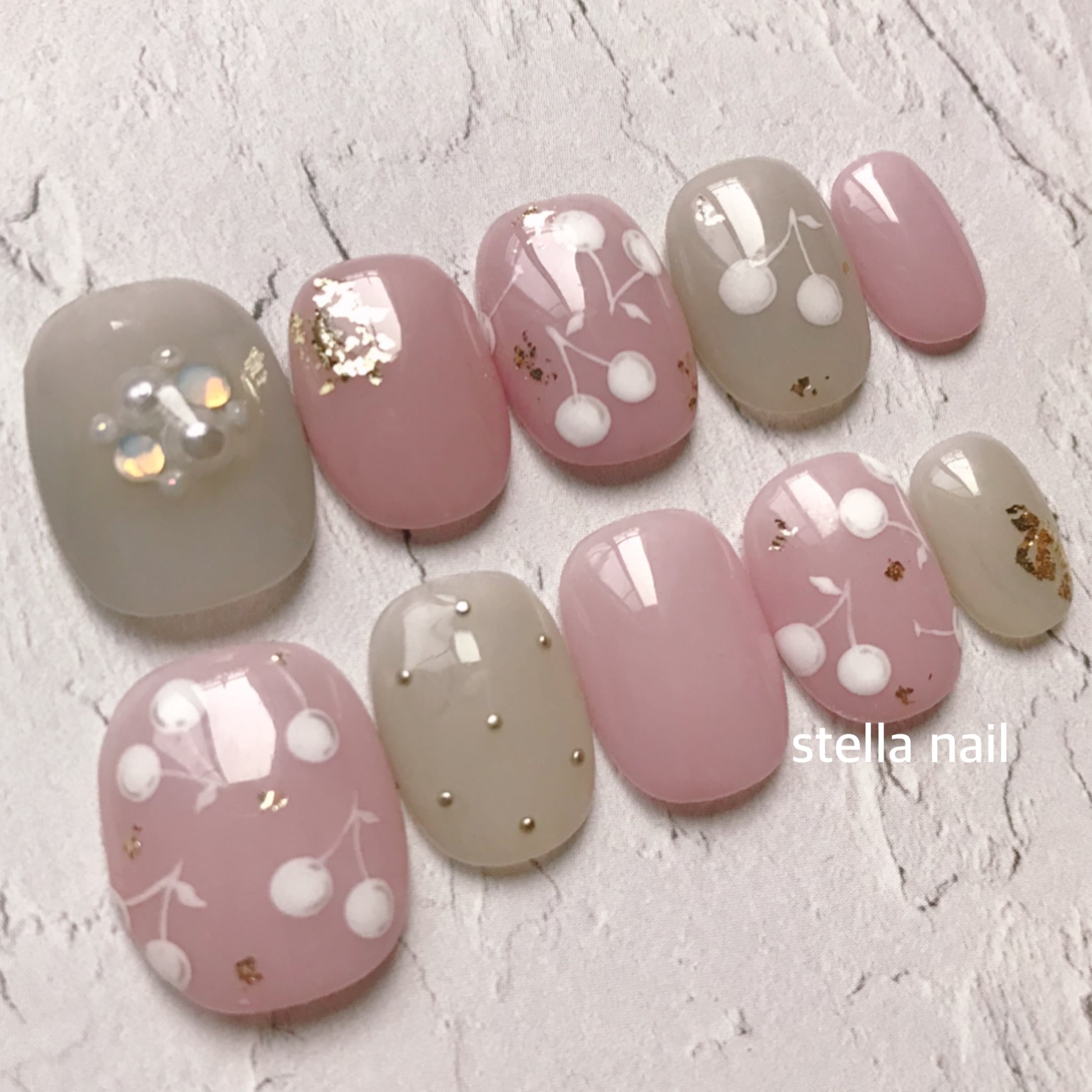 受注製作】 創れ ¥1500\おまとめ割有/ピンクさくらんぼネイルチップ