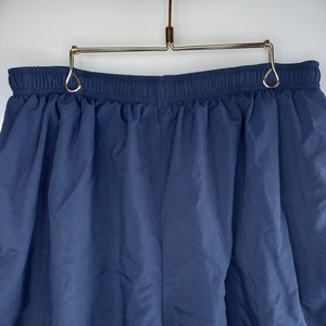 90s　ナイキ　ナイロン　ショートパンツ　銀タグ　刺繍ロゴ　スウォッシュ　XL