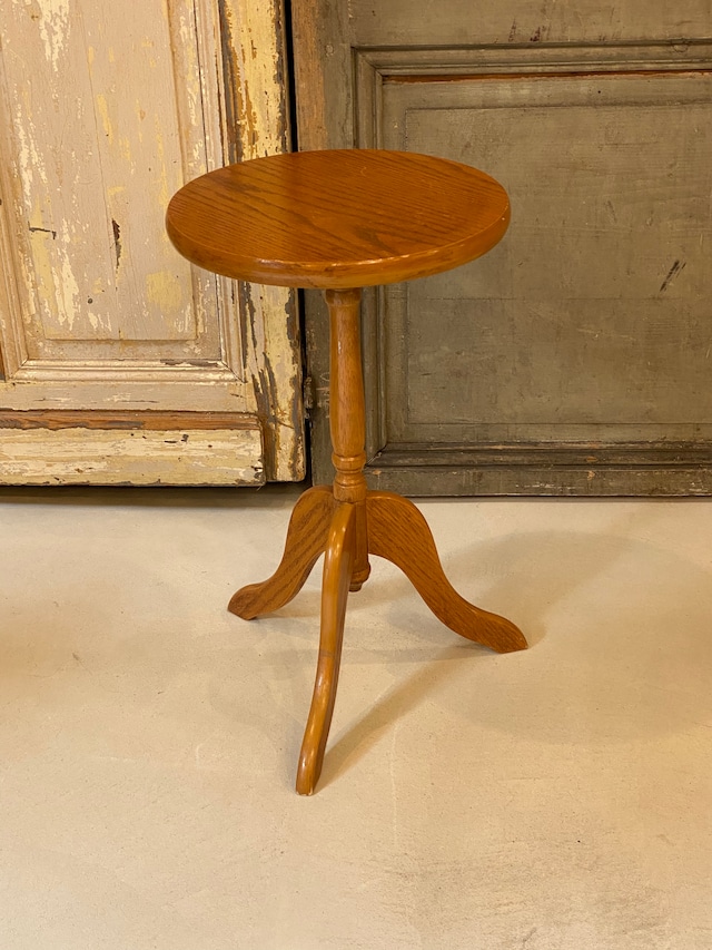 WOOD STOOL
