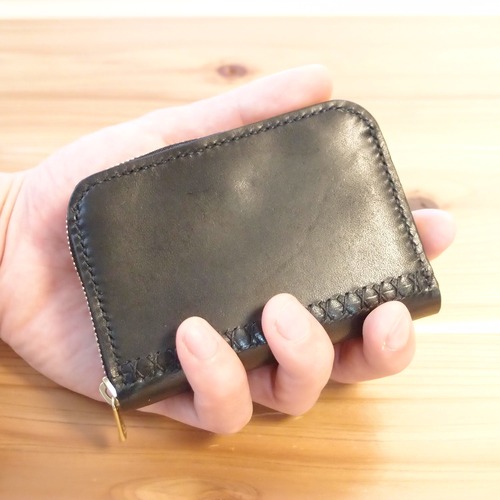 ～紡ぎ接ぎシリーズ～レザーパッチワークコンパクト財布（ブラック）
