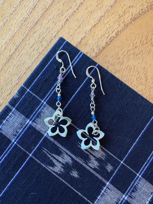 夜光貝オープンプルメリア　ピアス