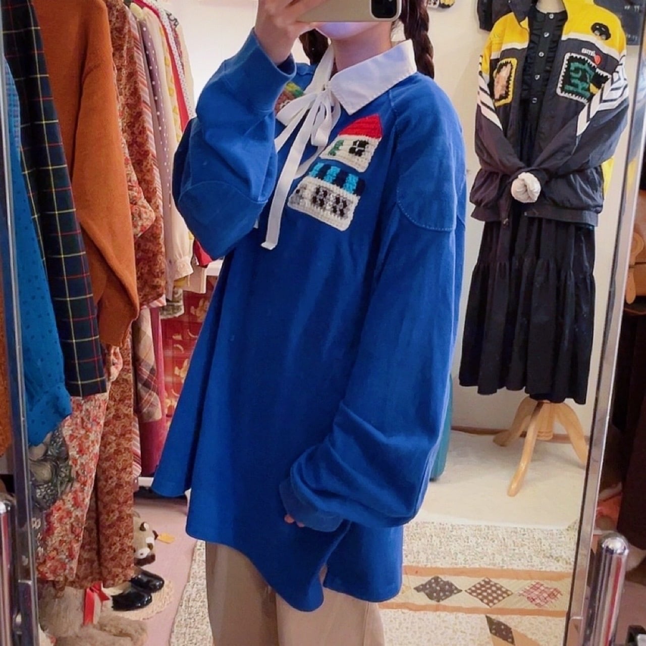 remake / house with the light on blue big polo shirt