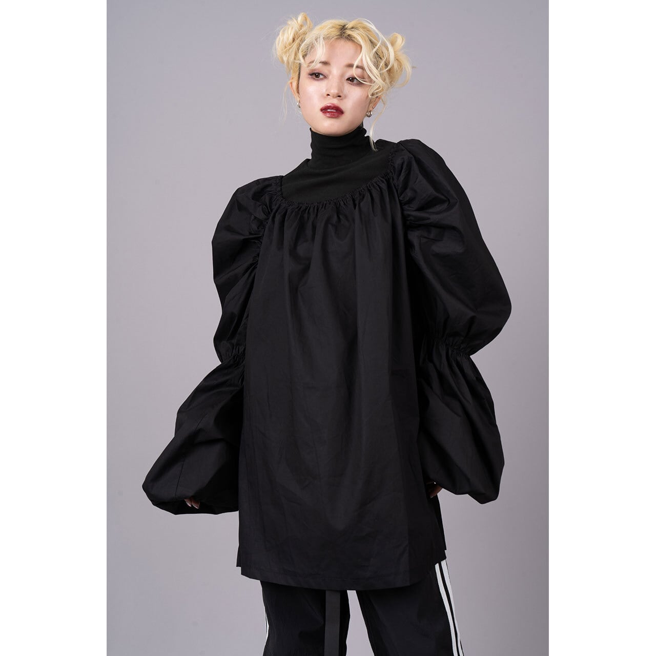 Volume Puff Sleeve Shirring Onepiece | HEENIE HEENIE 公式