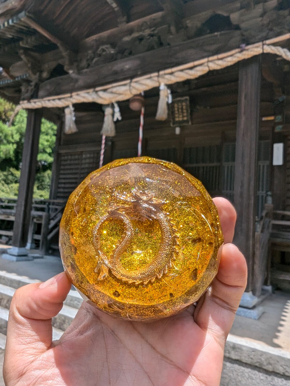 宇宙と繋がる✨金龍 宮古島産麻炭の浄化球体オルゴナイト | PAY ID
