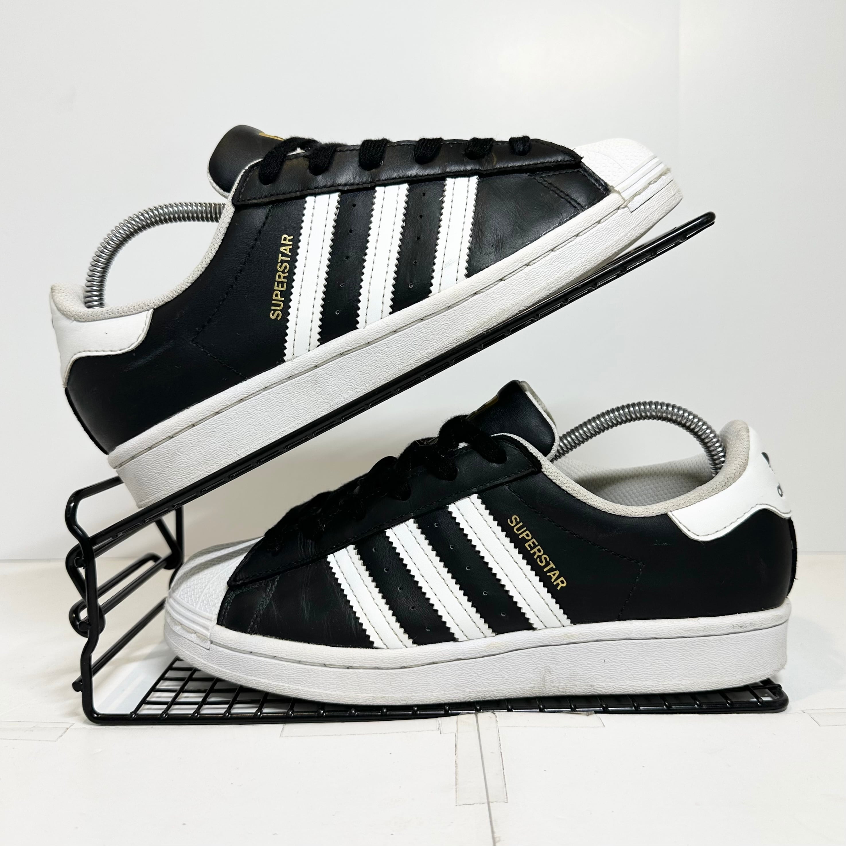 adidas/アディダス☆SuperStar/スーパースター☆レザー☆ブラック×ホワイト/黒白☆金ベロ☆FX2331☆23.5cm | 古着屋T adidas/アディダス☆SuperStar/スーパースター☆レザー☆ブラック×ホワイト/黒白☆金ベロ☆FX2331☆23.5cm | 古着屋T