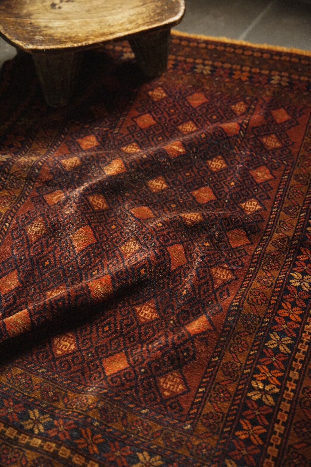 1057 -Vintage Baluch rug | 手織りのヴィンテージラグ専門店 | Bahr