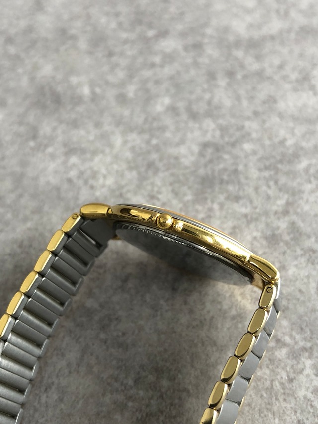 Yves Saint Laurent イヴ・サンローラン 腕時計 シルバー×ゴールド YSL ステンレススチール クウォーツ 2823-268440 vintage ヴィンテージ オールド 43tt8e