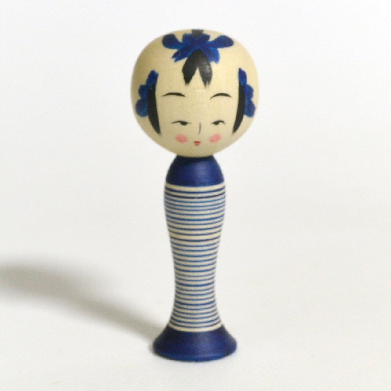 鈴木明工人　いちご大福こけし 青のこけし（青のシリーズ） 約2寸 約6cm 鈴木明 工人（作並系）#2281
