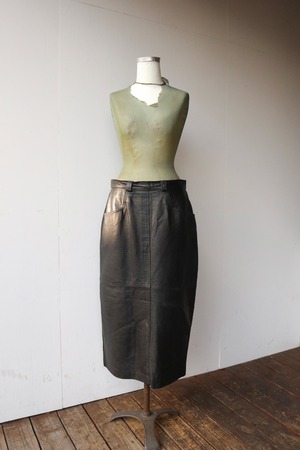 leather tight long skirt