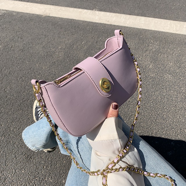 シニアセンスレディースバッグ2020新しいネットレッドワイルドチェーンシングルショルダーメッセンジャーバッグファッションテクスチャー小さなスクエアバッグ潮 Tiancai_Wing_Bag4058103