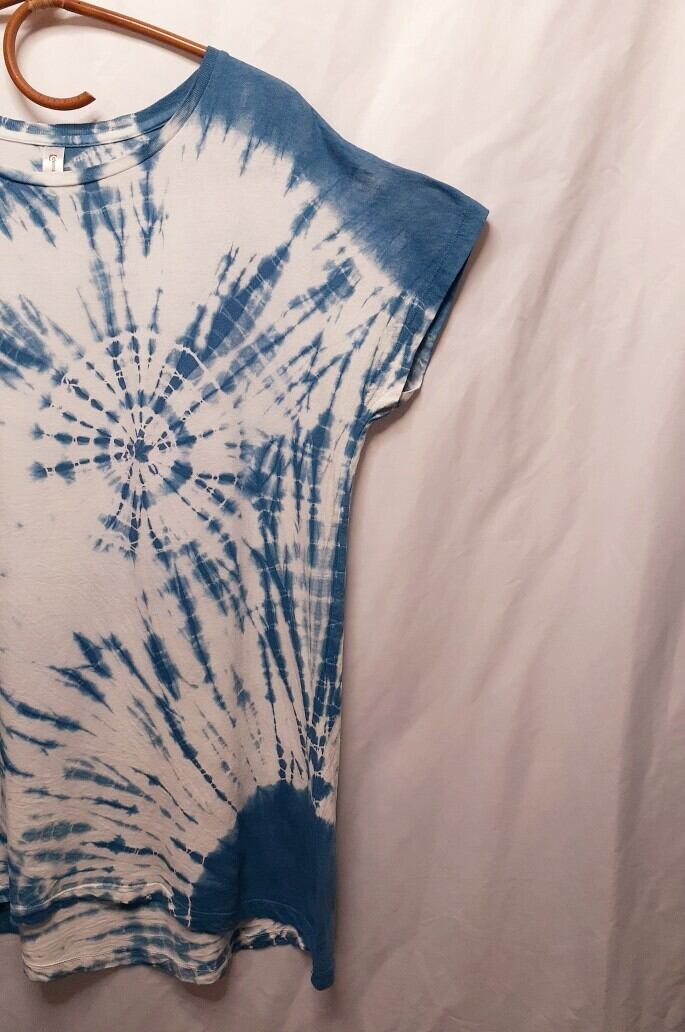 手染めのチュニック(藍染)