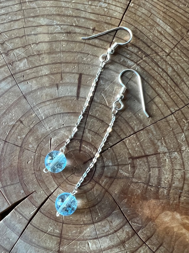 【逆に転じたあなたのエネルギー】ブルートパーズ 一粒ピアス