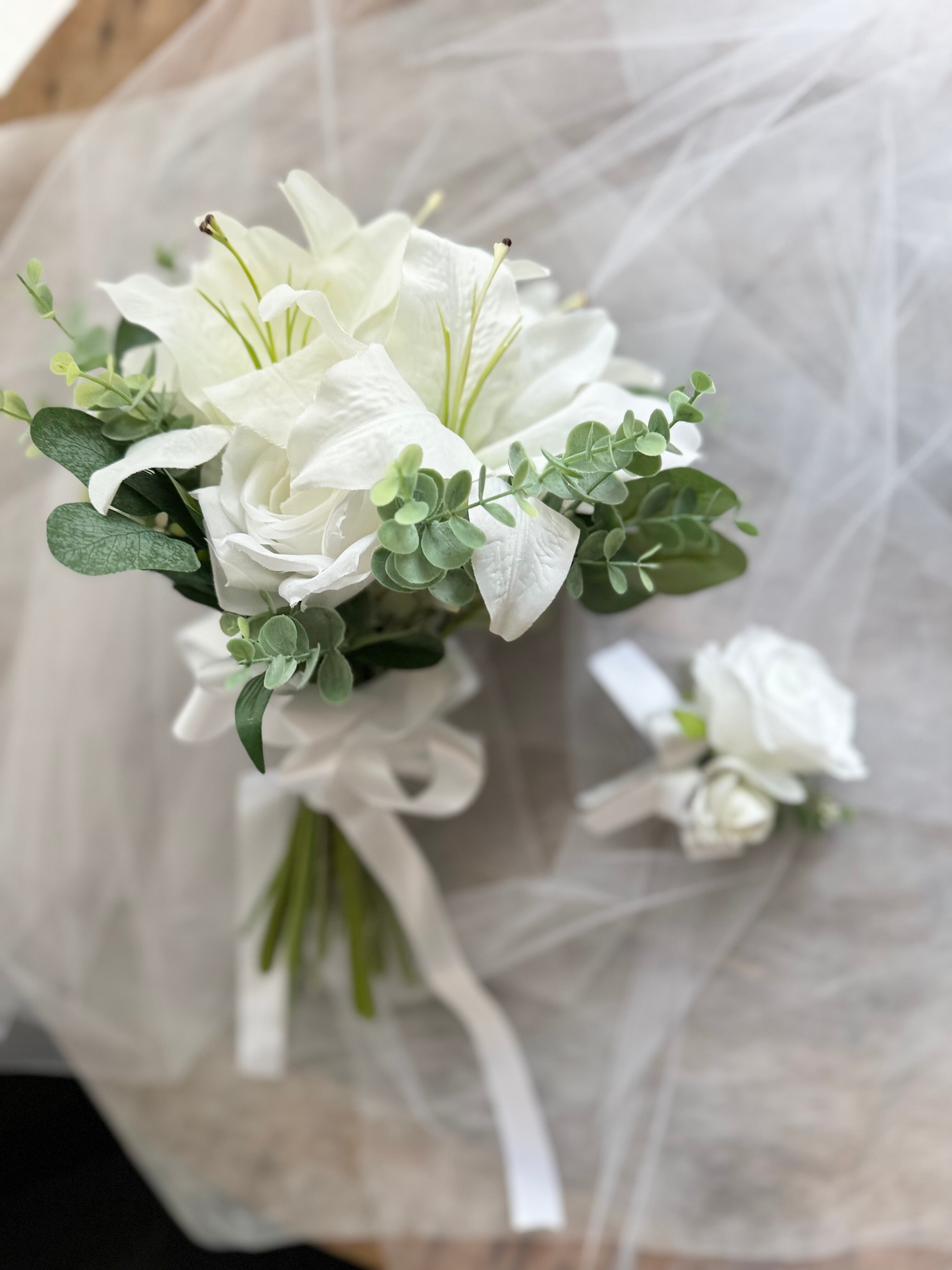 カサブランカクラッチブーケ☆ブートニア | houkiboshi 