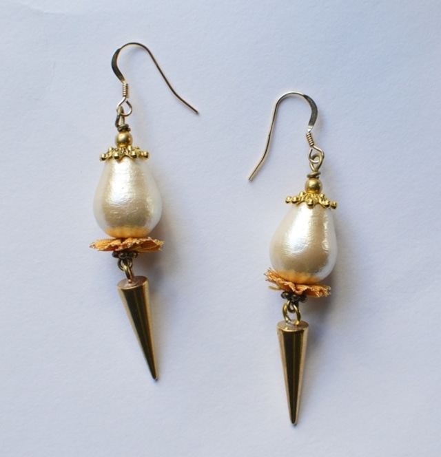 Cotton　Pearl　Earrings