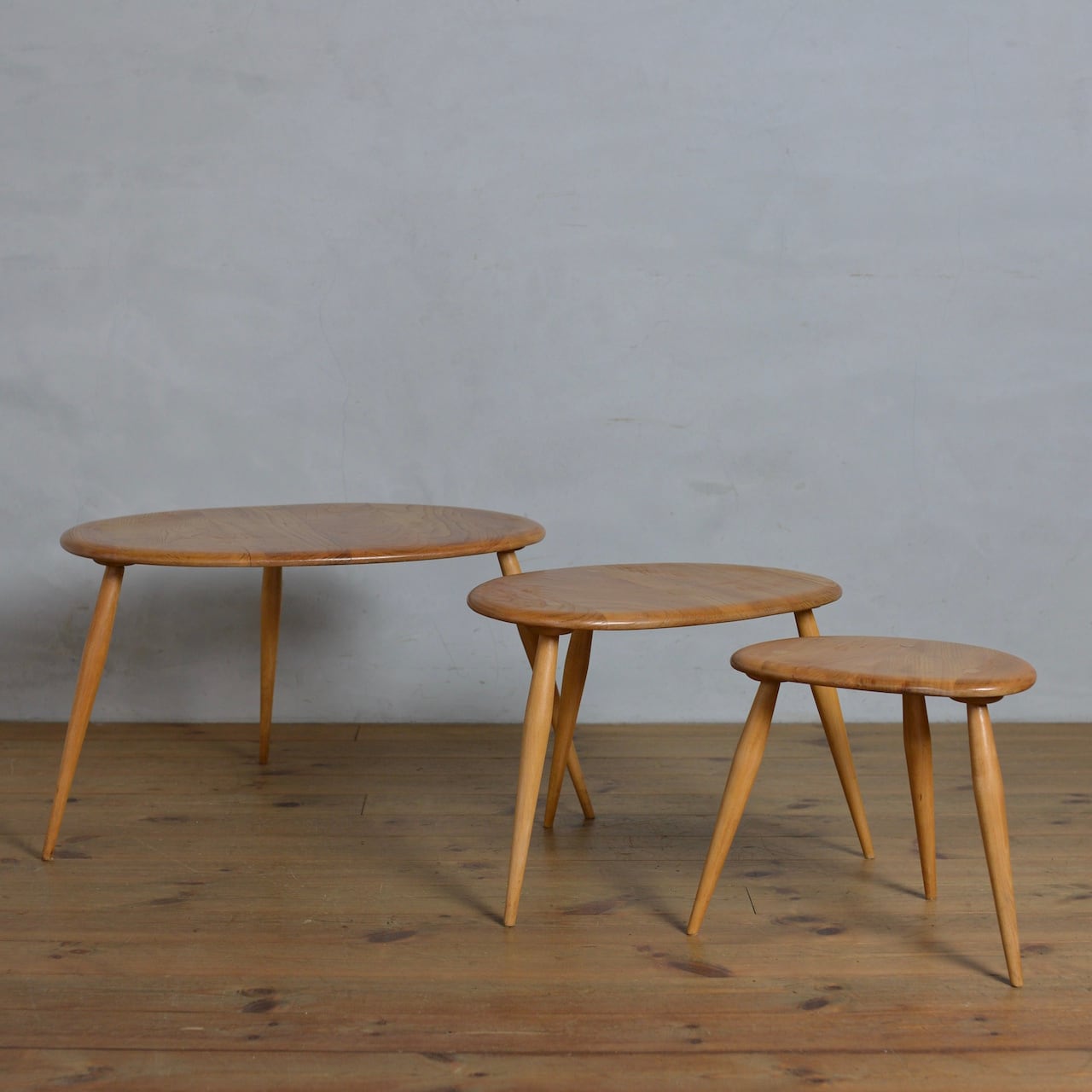 Ercol Nest of Table / アーコール ネスト オブ テーブル Ercol Nest of Table / アーコール ネスト オブ テーブル