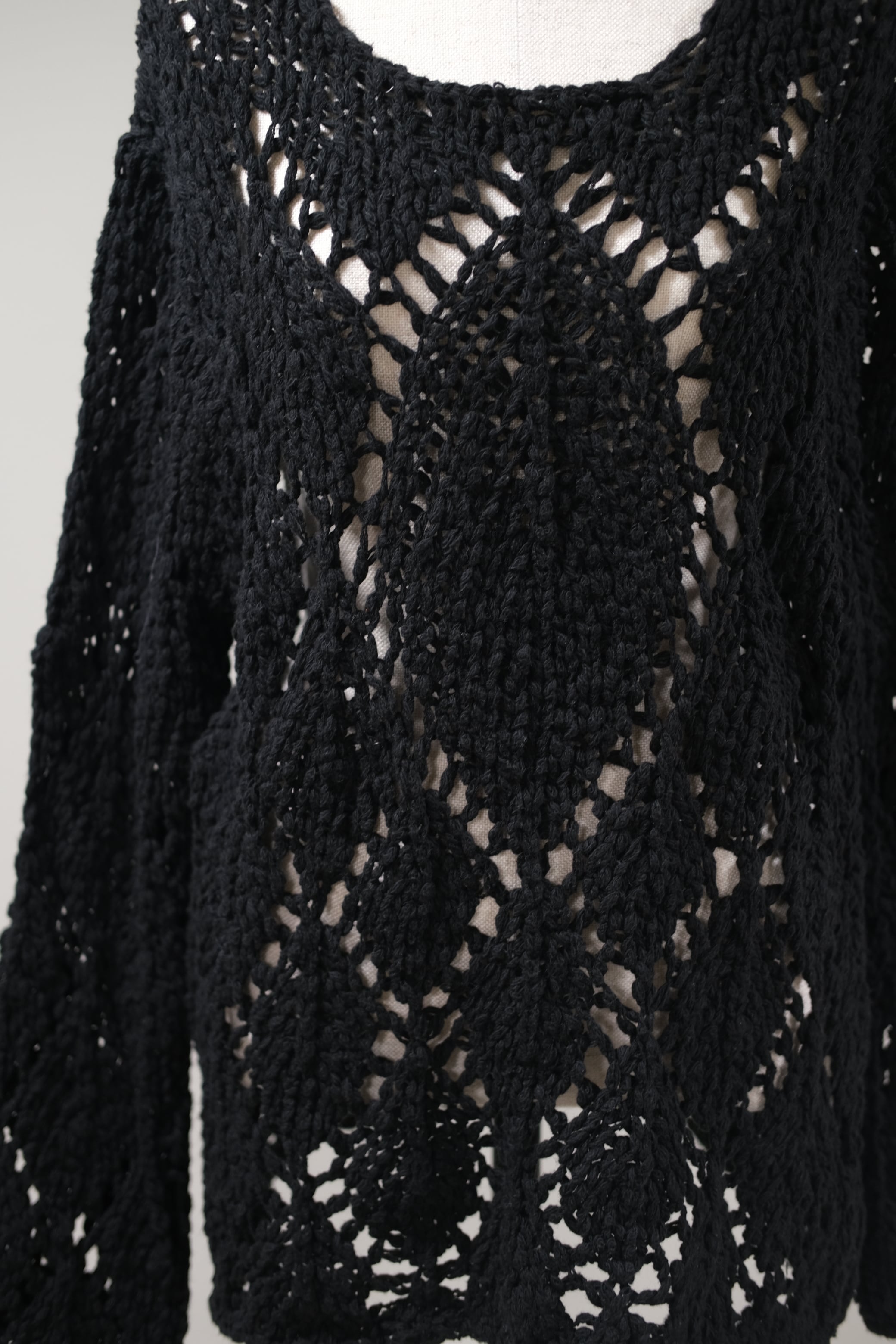OPEN YY】COTTOM ARGYLE POINTELLE PULLOVER - black - | loop