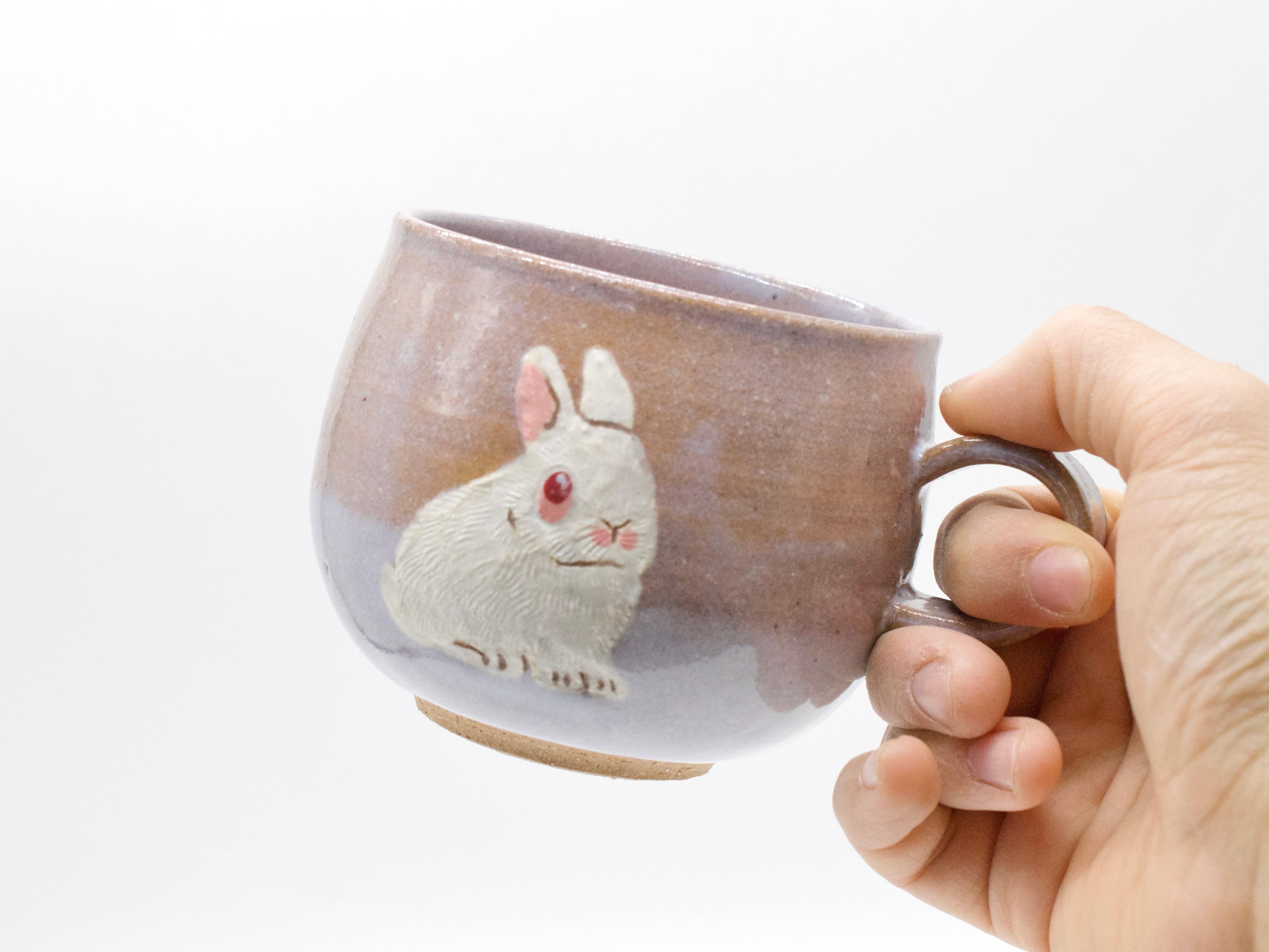 うさぎのマグカップ[ルビーアイ] | 陶芸うさぎショップmimipyon