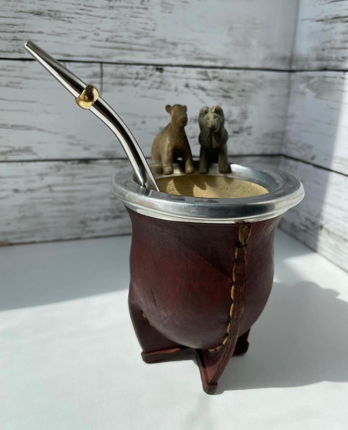 マテカミオネロ ブラウン & ボンビージャ