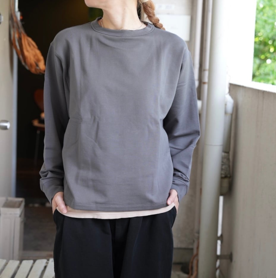handvaerk(ハンドバーク)FLEX BOTTLE NECK DOLMAN SLEEVE PULLOVER CARBON
