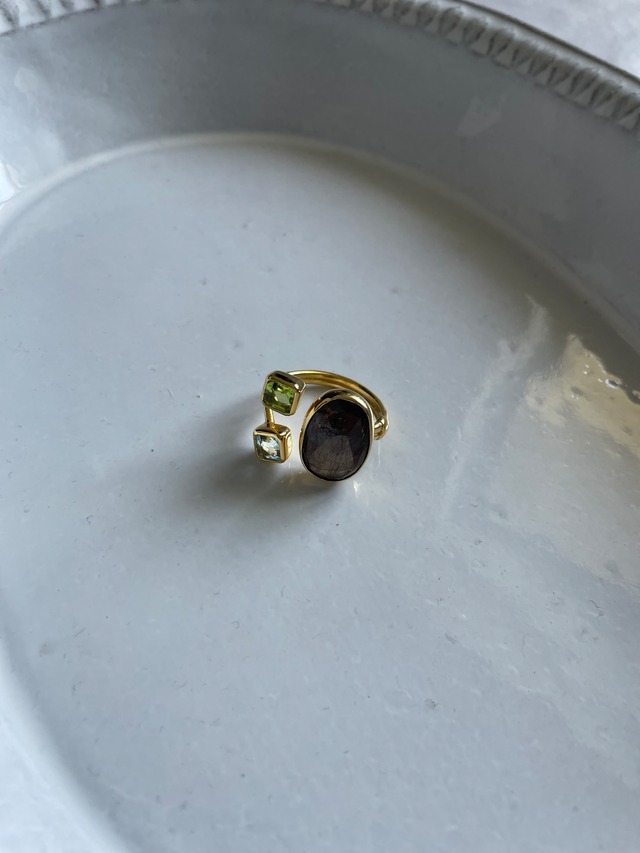 サファイア×ブルートパーズ×ペリドット　リング