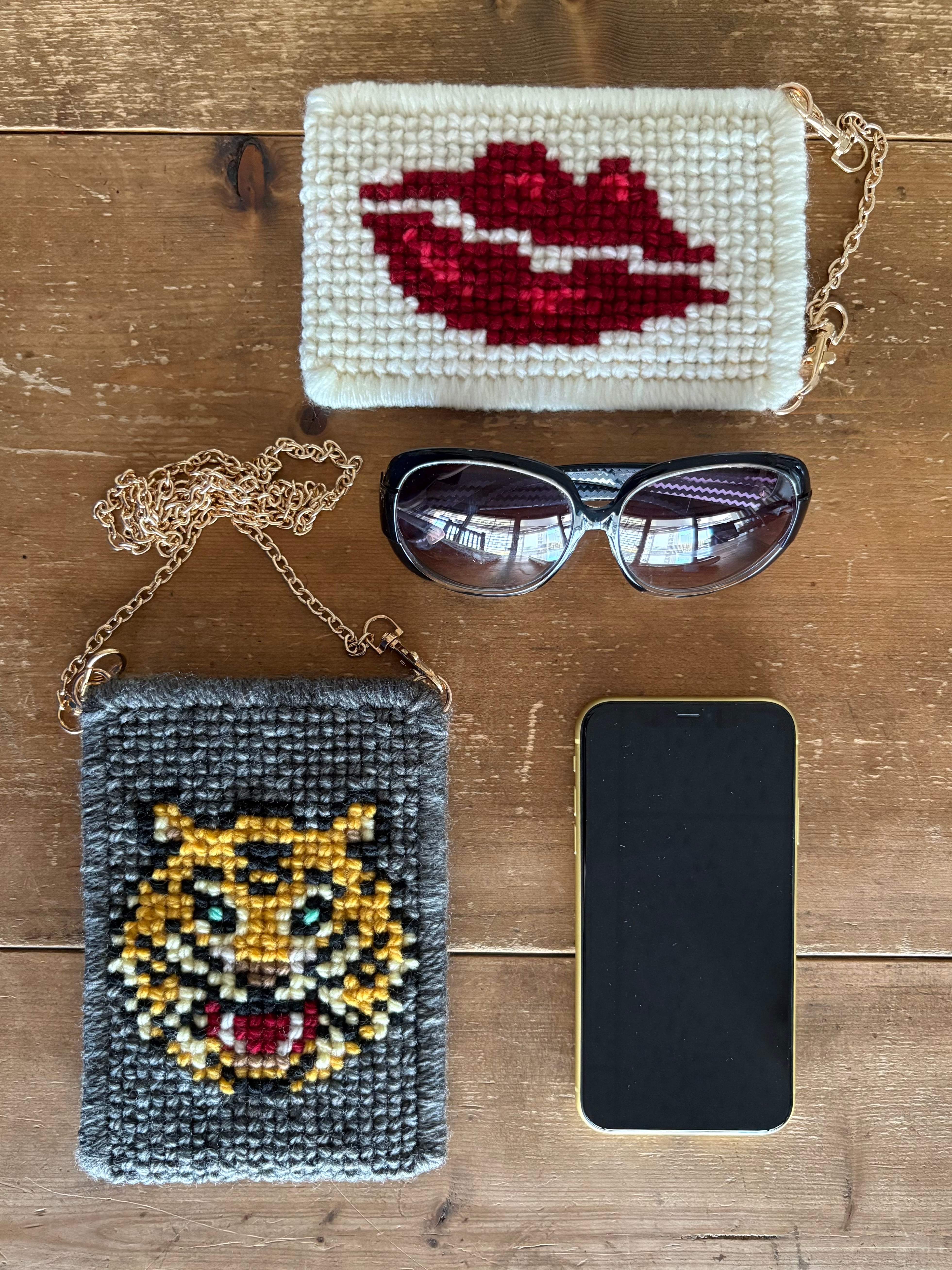 10月19日まで出品商品大幅値下げ実施中 大黒 メニポケ 刺繍 虎耳 NO1 10月19日まで出品商品大幅値下げ実施中 大黒 メニポケ 刺繍 虎耳