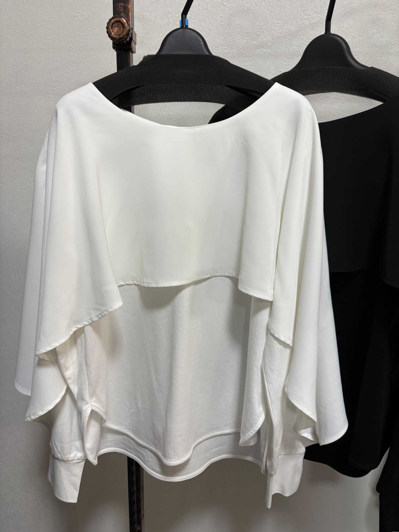 ケープレイヤードプルオーバー　52190