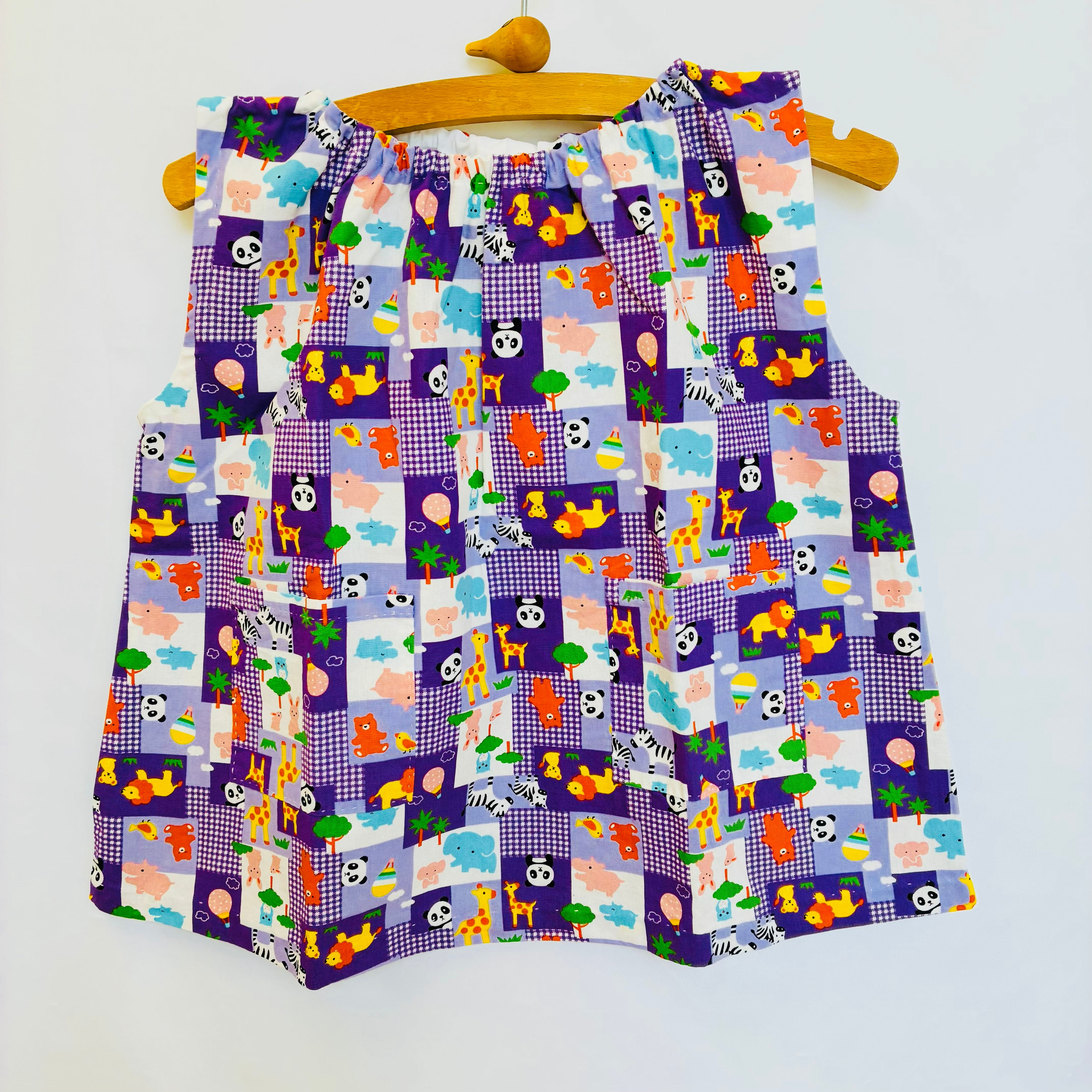 袖なしスモック | Mother to Mother ー入園入学準備品を買って国際協力ー