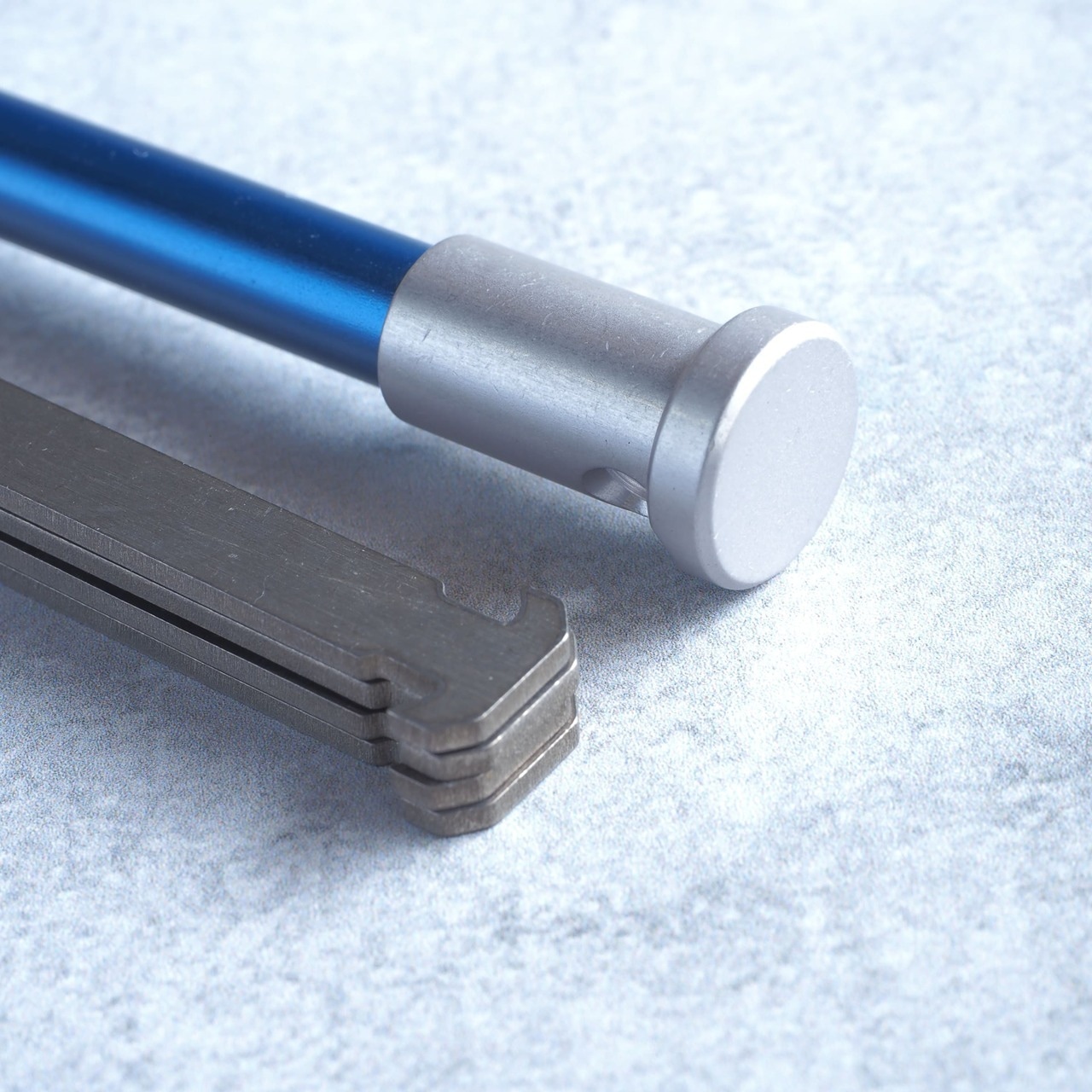 Suluk46 / Atani 6" Titanium Tent Stakes・画像10