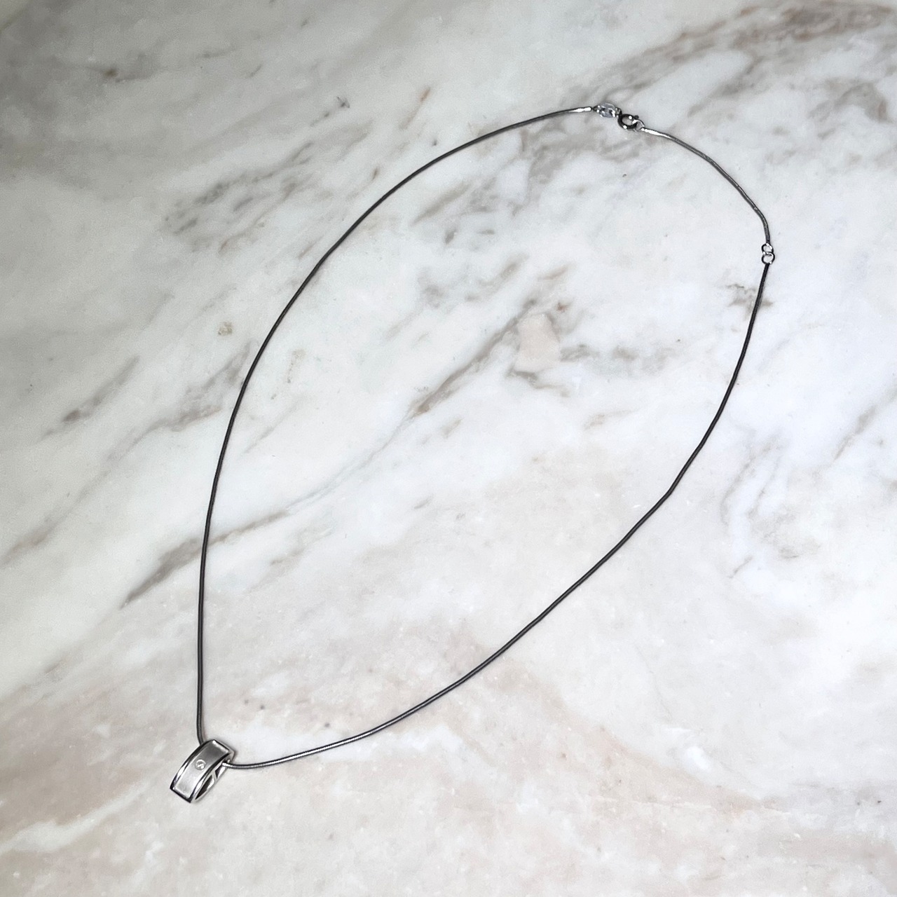 vintage silver pendant necklace set with Diamond