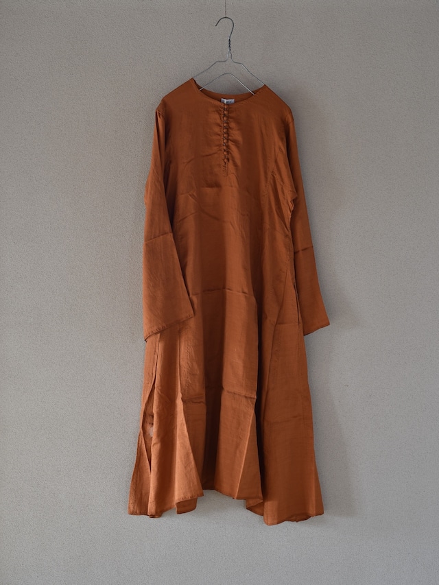 YAECA silk khadi ｜ボタンドレス Cinnamon