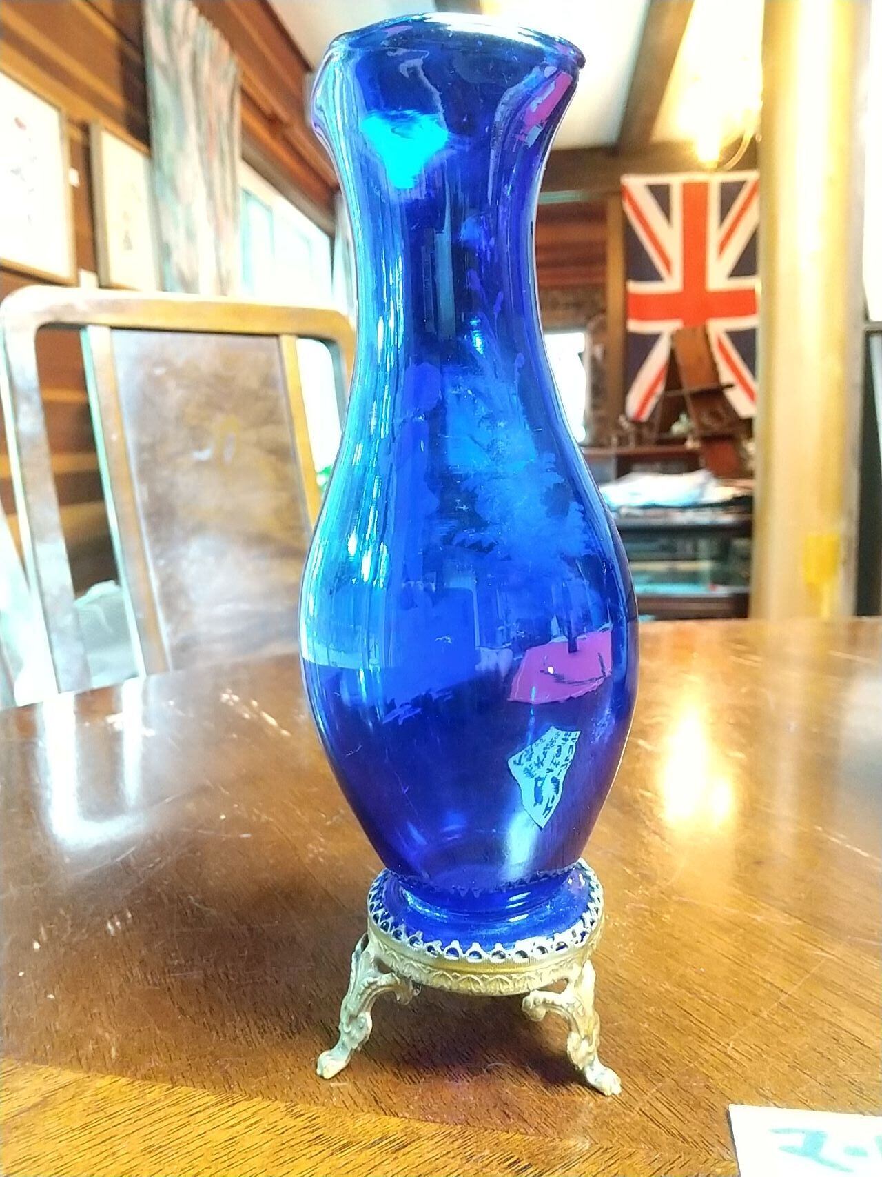 マリーグレゴリー 手描きエナメル彩 ピッチャー 花瓶 雪景色 二輪車で遊ぶ少年 マリーグレゴリー 手描きエナメル彩 ピッチャー 花瓶 雪景色 二輪車で