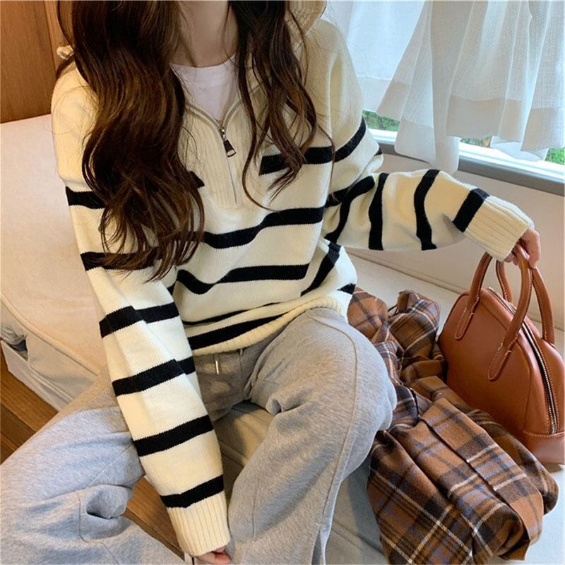 トップス レディース ニット セーター 長袖 ハイネック かわいい 大人可愛い カジュアル おしゃれ お洒落 かっこいい レトロ こなれ感 ラフ スポーティー キュート 送料無料 存在感 JK ストリート ボーダー ストライプ 秋 冬 10代 20代 30代 40代 学生 通学 デート お出かけ 女子会 休日 着回し 普段使い 重ね着 韓国 韓国系 ファッション コーデ スタイル モテ トレンド 流行 インスタ映え ゆったり ゆる ワンサイズ フリーサイズ 白 ホワイト ブラウン グレー