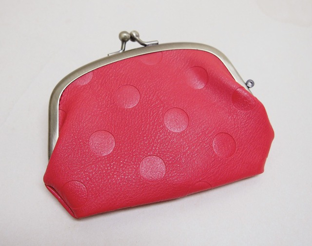 財布 ドット型押しが可愛いがま口財布 ドットがま口ミニ財布