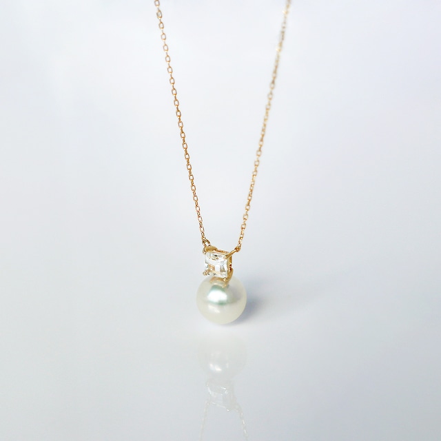 ELEMENTS / Necklace (White)